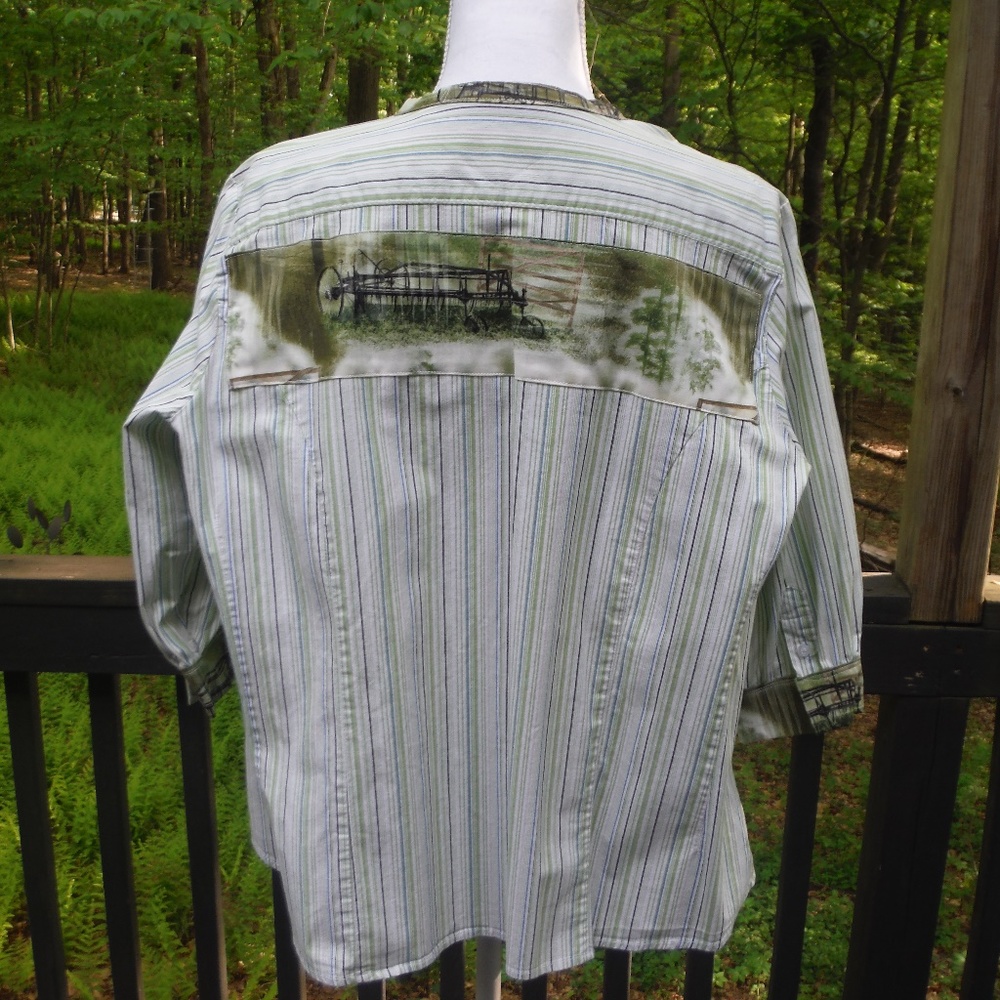 Nostalgic Plow on the Farm 2X V-Neck, Low Collar